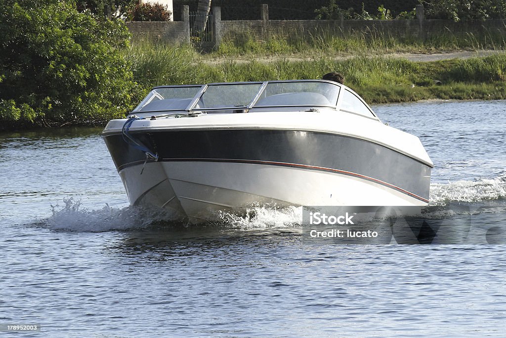 Barco a motor - Foto de stock de Atividades de Fins de Semana royalty-free