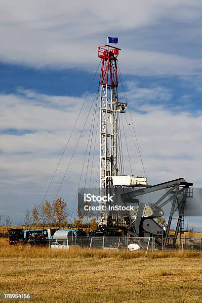 Oilfield Service Outfit Stockfoto und mehr Bilder von Dienstleistung - Dienstleistung, Reparieren, Ölfeld