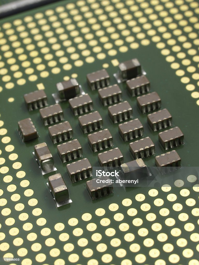 Cuarto CPU punto de vista de primer plano - Foto de stock de Chip - Componente de ordenador libre de derechos