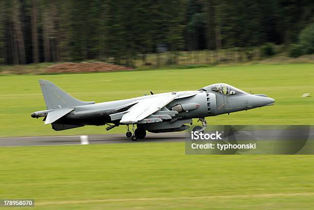 Av 8b Harrier Śmigłowiec Powietrznych - zdjęcia stockowe i więcej obrazów Samolot myśliwski - Samolot myśliwski, Agresja, Bez ludzi