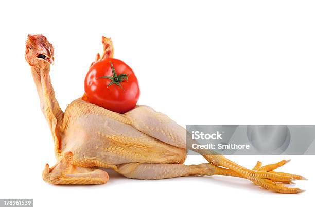 Foto de Frango Com Tomate e mais fotos de stock de Amarelo - Amarelo, Animal, Animal morto