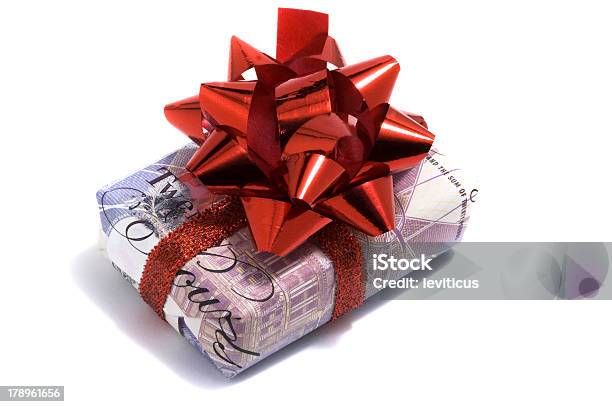 Veinte Libras De Regalos Foto de stock y más banco de imágenes de Navidad - Navidad, Deuda, Recesión