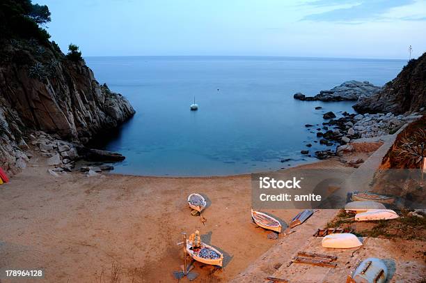 Tossa De Mar Costa Brava Hiszpania - zdjęcia stockowe i więcej obrazów Bez ludzi - Bez ludzi, Brzeg wody, Długie naświetlanie