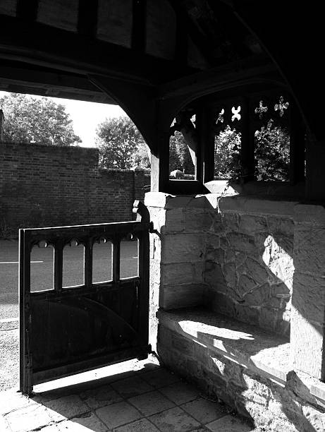 Lych Gate at Hever Parish Church Lych Gate to St.Peters Church Hever. Adjacent to Hever Castle in Kent. Home of the Boleyn Family.Shot on Canon EOS 400D Hever Castle stock pictures, royalty-free photos & images