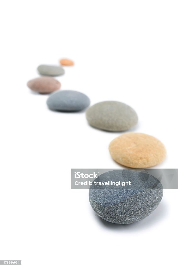 Kamień ułatwiający przejście Zen kamieni krzywej "Wężykowanie” (Snaking - Zbiór zdjęć royalty-free (Kamień - Skała)