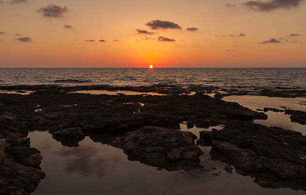 istock Orange red purple amazing sunset 178971340