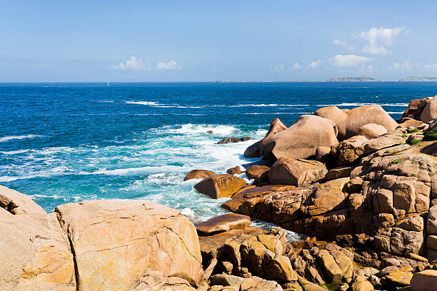 istock Pink Granite Coast in Brittany 178976342