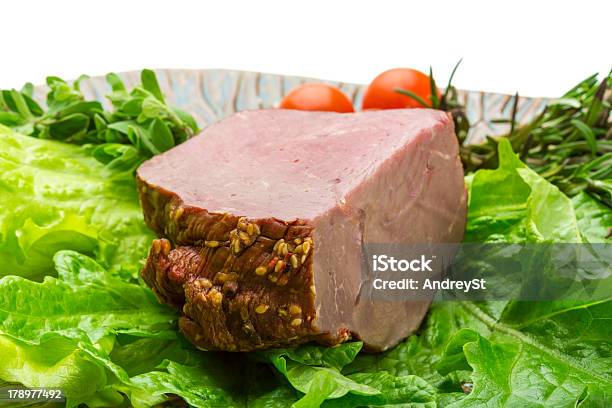 Carne De Res Ahumado Foto de stock y más banco de imágenes de Alimento - Alimento, Aperitivo - Plato de comida, Bistec