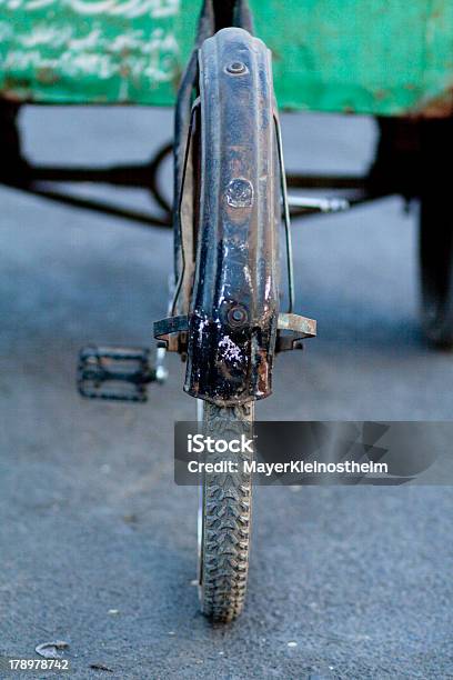 旧自転車 - グリルパンのストックフォトや画像を多数ご用意 - グリルパン, ゴム, タイヤ