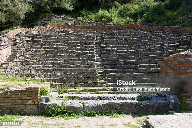 Odeon En Apollonia De Albania Foto de stock y más banco de imágenes de Actuación - Espectáculo - Actuación - Espectáculo, Albania, Antiguo