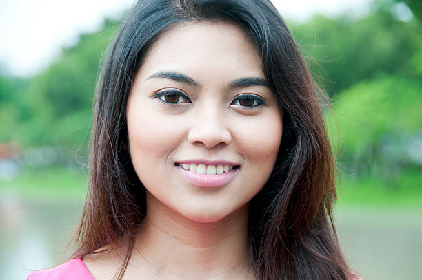 istock Beautiful Woman Smiling 178979518