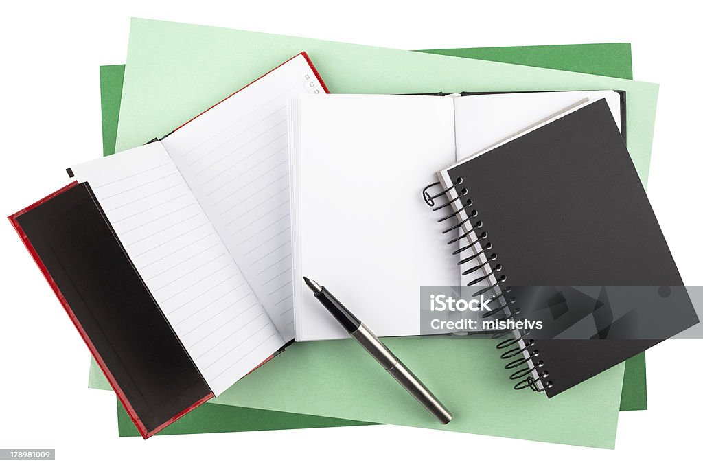 Notebooks e uma Caneta-tinteiro sobre papel Texturizado - Royalty-free Agenda Pessoal Foto de stock