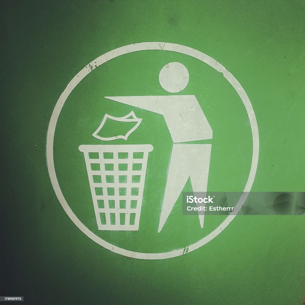 Disegno di un bidone della spazzatura - Foto stock royalty-free di Allerta