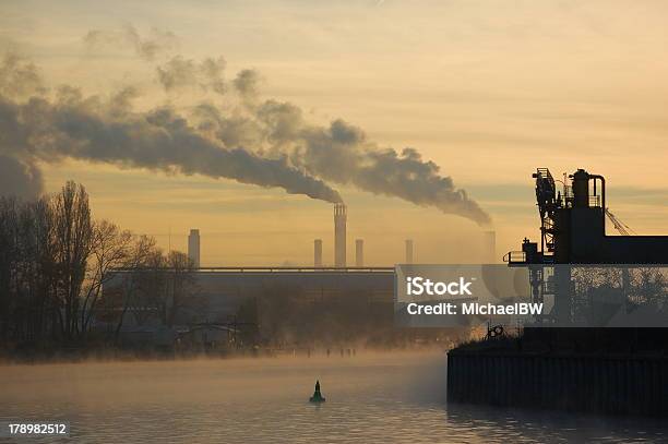 Le Emissioni Di Co2 Di Fabbrica - Fotografie stock e altre immagini di Copenhagen - Copenhagen, Nube, Acqua