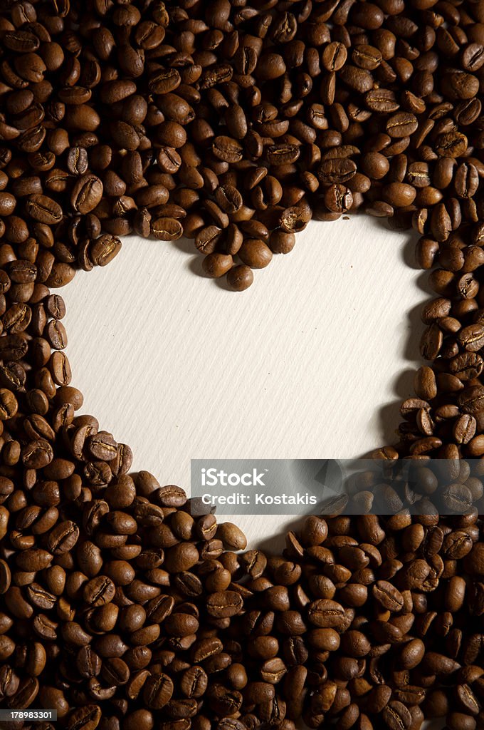 Кофе love - Стоковые фото Наливать роялти-фри