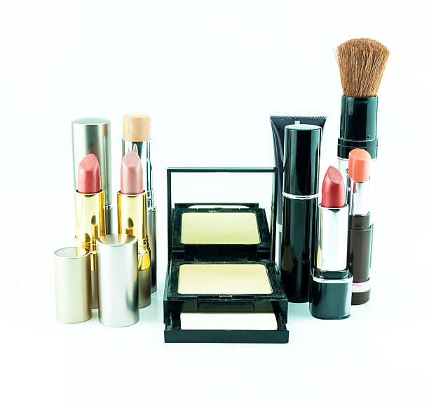 istock makeup brush and cosmetics set, on a white background 178983977