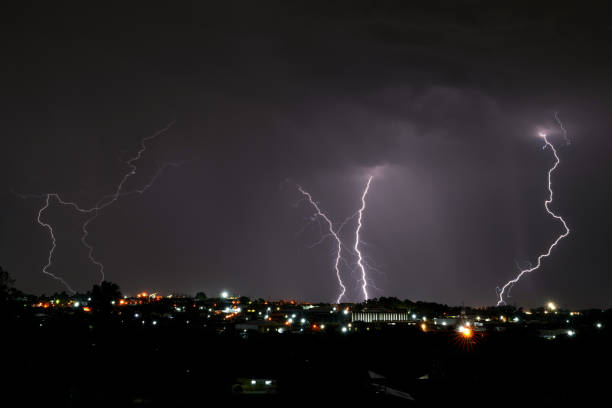 istock Beautiful Lightning bolt strike Over Kempton Park 1789852291