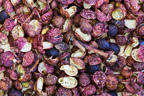 istock Sichuan pepper close up 178988180