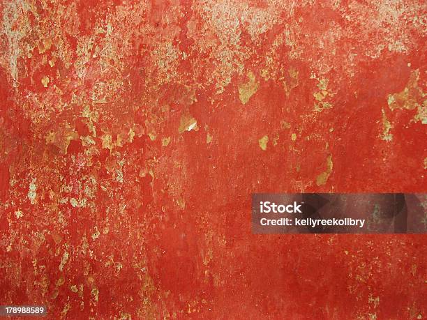 Старые Стены Фон Красный — стоковые фотографии и другие картинки Абстрактный - Абстрактный, Антисанитарный, Архитектура