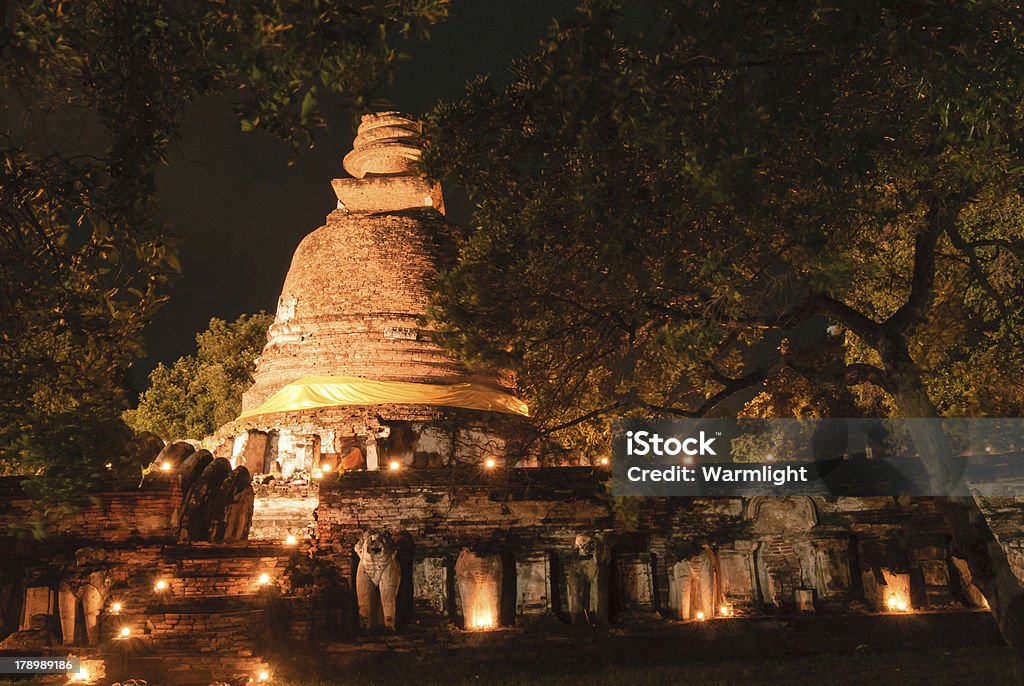 Templo antigo em Ayutthaya, Tailândia - Foto de stock de Arquitetura royalty-free