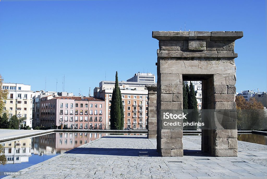 Templo Debod en Madrid, España - Foto de stock de Agua libre de derechos