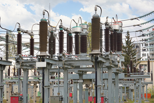 Power station high voltage output equipment