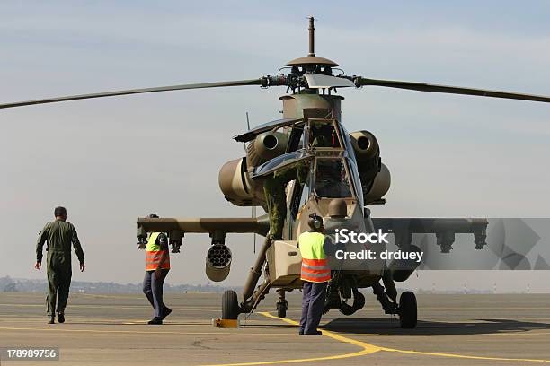 Rooivalk 관리메뉴 수리에 대한 스톡 사진 및 기타 이미지 - 수리, 헬리콥터, 공군