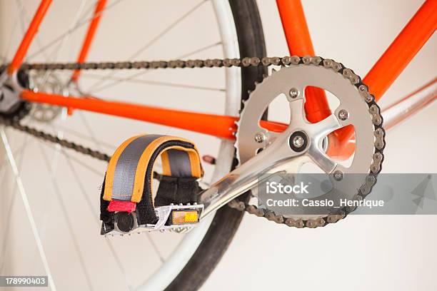 Foto de Pedais De Bicicleta De Marcha Fixa e mais fotos de stock de Armação de Bicicleta - Armação de Bicicleta, Aço, Bicicleta