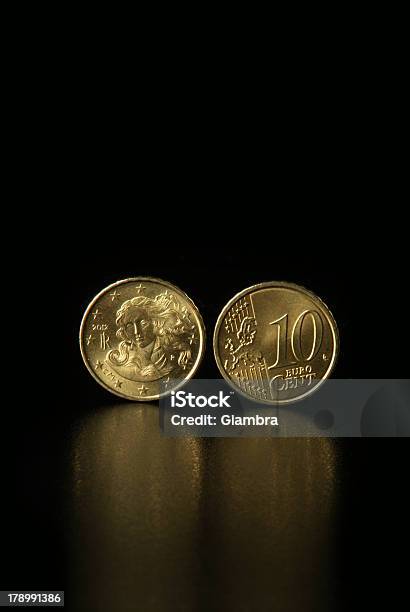Foto de Centavos De Euro e mais fotos de stock de 25 centavos de dólar - 25 centavos de dólar, Amontoamento, Conceito