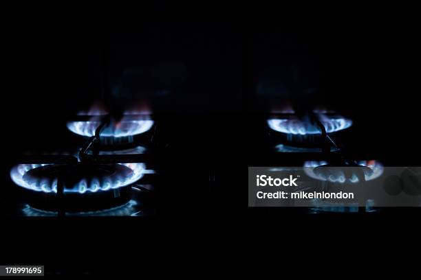 Satz Von Gas Hobs Stockfoto und mehr Bilder von Das Leben zu Hause - Das Leben zu Hause, Dunkel, Energieindustrie