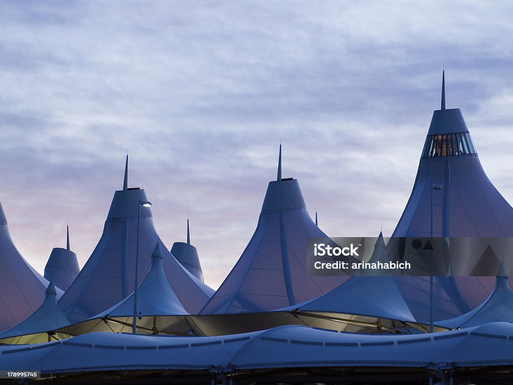 Aeropuerto Internacional de Denver - Foto de stock de Aeropuerto libre de derechos