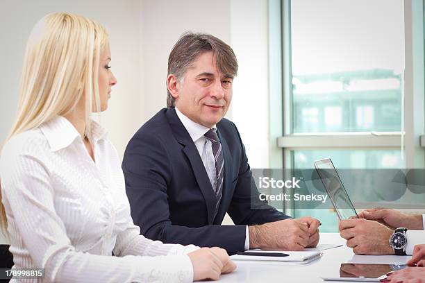 Negocios Senior Foto de stock y más banco de imágenes de Actitud - Actitud, Adulto, Adulto joven