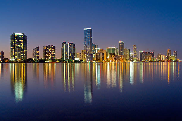 istock miami florida skyline at night 178999094