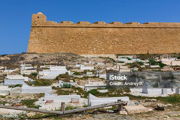 Stare Ruiny W Almahdija Tunis Fortess - zdjęcia stockowe i więcej obrazów Afryka - Afryka, Architektura, Bez ludzi