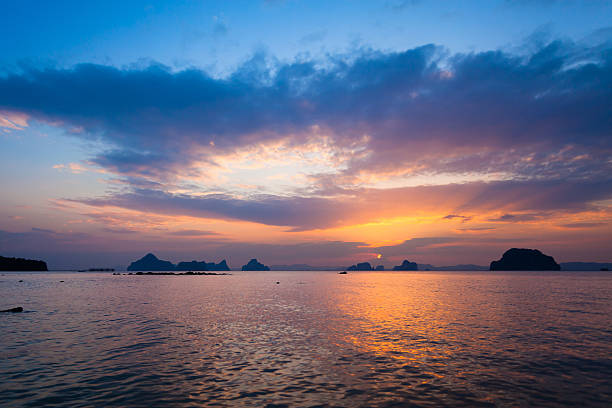 istock Colorful sunset over the sea. 179005311