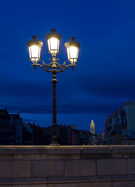 istock Urban lamp in a blue sky 179005690