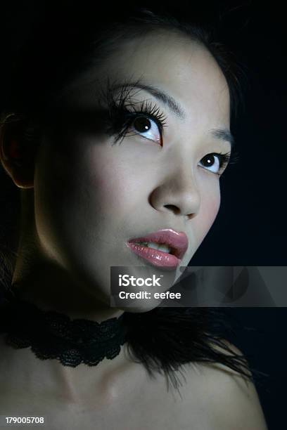 Modeseries Stockfoto und mehr Bilder von Asiatischer und Indischer Abstammung - Asiatischer und Indischer Abstammung, Attraktive Frau, Auge