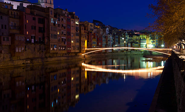 istock Christmas bridge in Girona 179007235