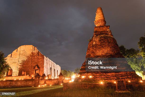 Antigo Templo De Ayutthaya Tailândia - Fotografias de stock e mais imagens de Arquitetura - Arquitetura, Ayuthaya, Buda