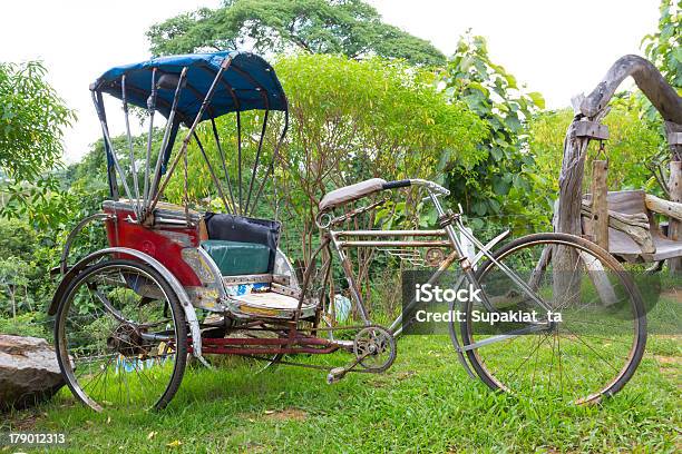 Trishaw - Fotografias de stock e mais imagens de Auto-Riquexó - Auto-Riquexó, Bicicleta, Capitais internacionais