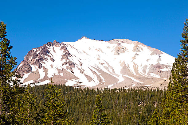 istock snow on Mount Lassen in the national park 179014990