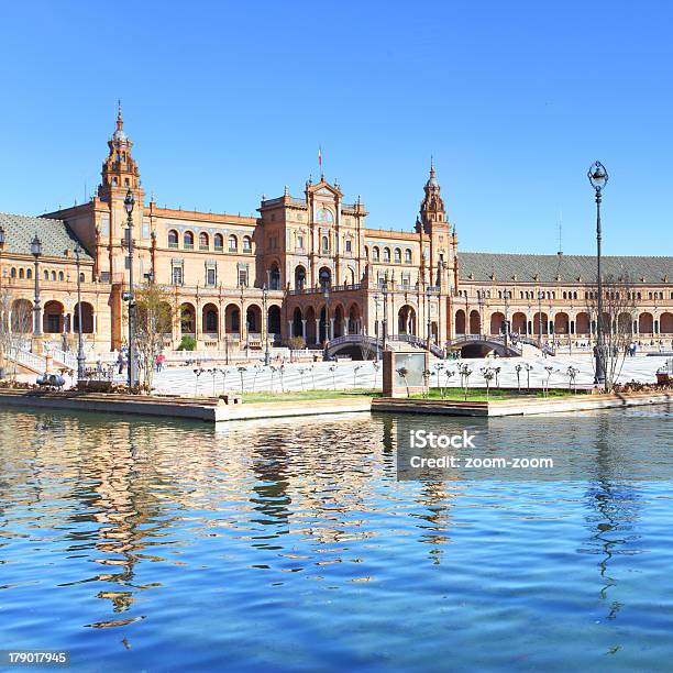 Foto de Praça De Espanha e mais fotos de stock de Andaluzia - Andaluzia, Arquitetura, Azul