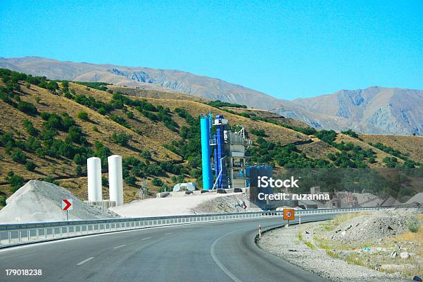 Misturador De Cimento Plantas - Fotografias de stock e mais imagens de Ao Ar Livre - Ao Ar Livre, Arbusto, Areia