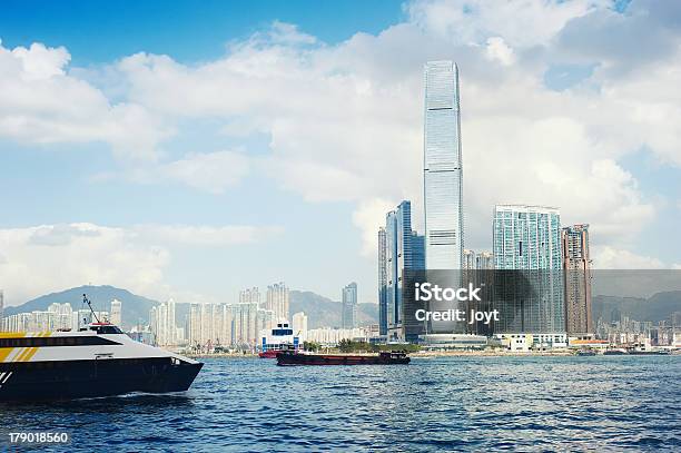 Isla De Kowloon Foto de stock y más banco de imágenes de Agua - Agua, Aire libre, Arquitectura exterior