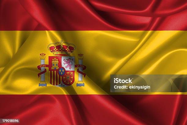 Ondulado Bandera De España Foto de stock y más banco de imágenes de Bandera - Bandera, Brillante, Celebración - Ocasión especial