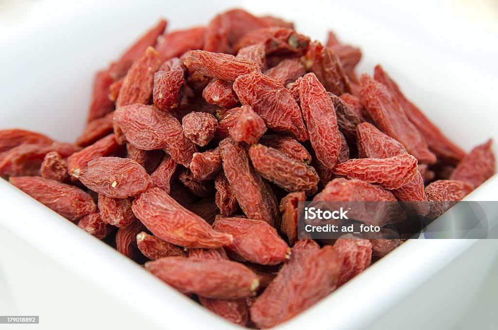 Super-frutta secca bacche di goji - Foto stock royalty-free di Alimentazione sana