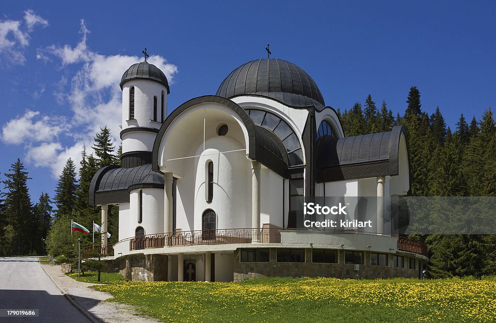Kościół w ośrodek narciarski Pamporovo - Zbiór zdjęć royalty-free (Bez ludzi)