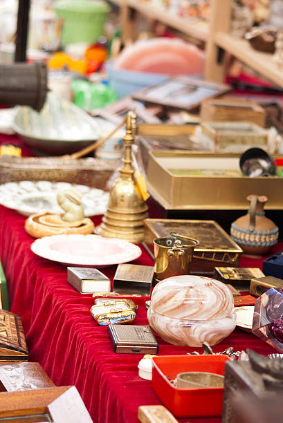 istock London flea market 179021200