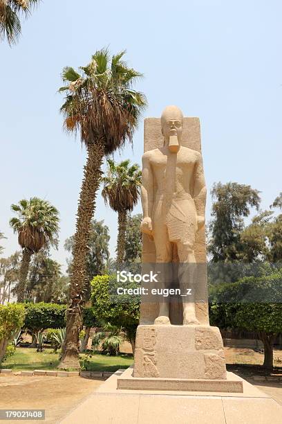 Statua Di Ramses Ii A Memphis Egitto - Fotografie stock e altre immagini di Alabastro - Alabastro, Sfinge - Personaggio fantastico, Africa