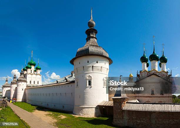 Rostov Kremlin E A Igreja De St John - Fotografias de stock e mais imagens de Anel de Ouro da Rússia - Anel de Ouro da Rússia, Antigo, Arcaico